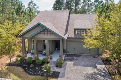 Craftsman home in cul-de-sac