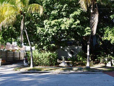 517 39th St, West Palm Beach, FL 33407 - photo 3