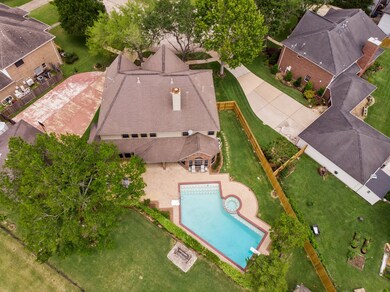 2008 Pebble Ln, Friendswood, TX 77546 - photo 3