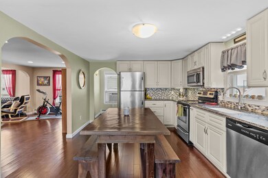 11 Ferry St, Allenstown, NH 03275 - photo 7