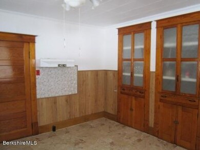 62 1/2 Valley St, Adams, MA 01220 - photo 3