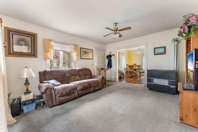 409 SE J St, Grants Pass, OR 97526 - photo 2