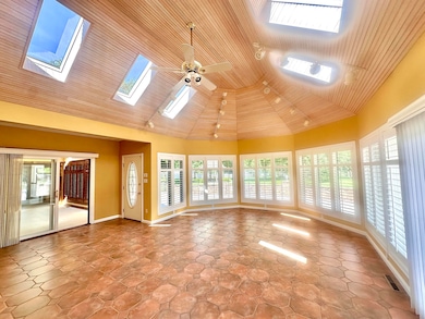 1008 S Roache St, California, MO 65018 - photo 5