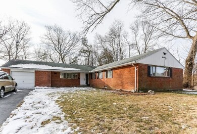 76 Pinehurst Rd, Holyoke, MA 01040 - photo 2