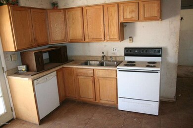 Kitchen 1a