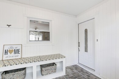 54 Idlebrook Ln, Matawan, NJ 07747 - photo 4