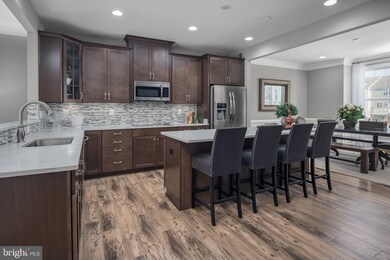 10717 Shadewell Spring Way, Manassas, VA 20112 - photo 6