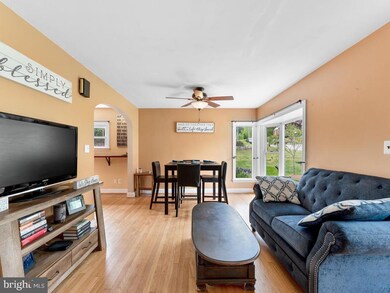 5709 Mineral Ave, Halethorpe, MD 21227 - photo 6