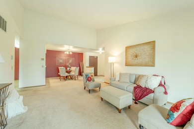 1032 S Sunnyvale Ln unit F, Madison, WI 53713 - photo 5