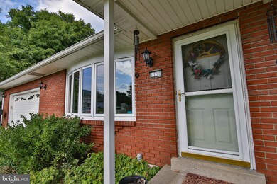1150 Morris Ln, Slatington, PA 18080 - photo 6