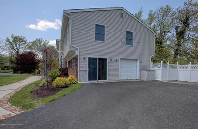 05-Side Yard