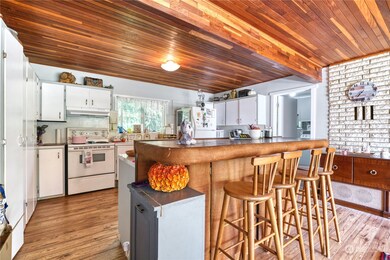 1406 Peltier Dr, Point Roberts, WA 98281 - photo 7