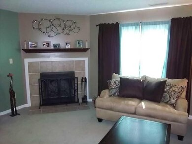 2646 Longleaf Dr, Greenwood, IN 46143 - photo 4