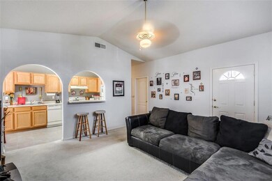 617 Villa Romero Dr, El Paso, TX 79928 - photo 5