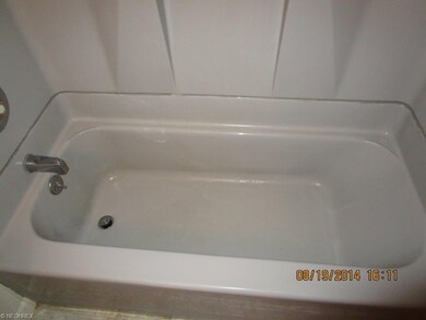 262 Gayle Dr, Sheffield Lake, OH 44054 - photo 7