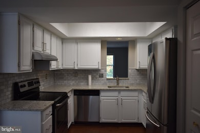 12420 Port Haven Dr, Germantown, MD 20874 - photo 5