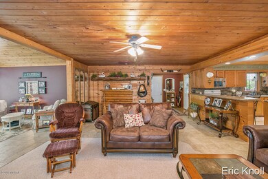 9978 Byron Center Ave SW, Byron Center, MI 49315 - photo 5