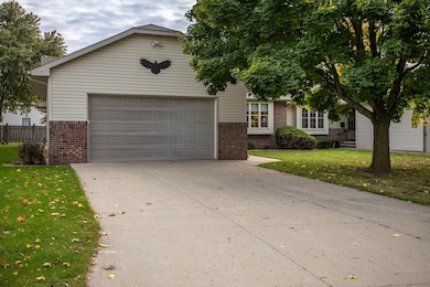 20 Spencer Village Ct, Appleton, WI 54914 - photo 2
