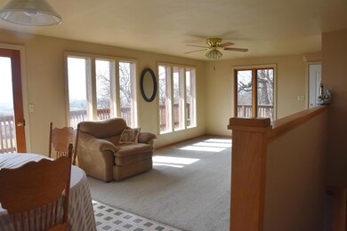 1352 W Linn Rd, Eagle Point, OR 97524 - photo 5