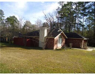 188 Wildwood Dr, Pineville, LA 71360 - photo 2