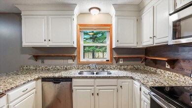 13025 Linnet St NW, Coon Rapids, MN 55448 - photo 4