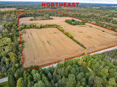 9916 Sherman Rd, Cedarburg, WI 53012 - photo 3