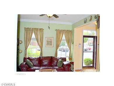Living Room - LIVING ROOM OR DINING ROOM, CEILING 
