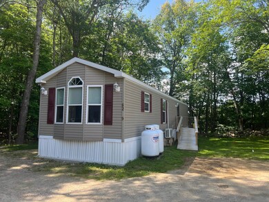 62 Leavitt Rd unit 9, Pittsfield, NH 03263 - photo 4