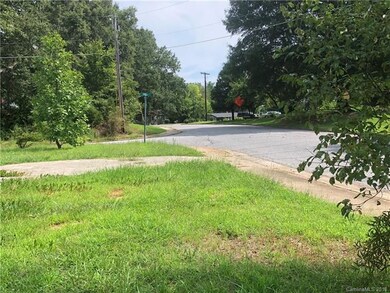1030 Cass St, Statesville, NC 28677 - photo 3