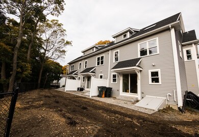 29 Lovett St unit 2, Beverly, MA 01915 - photo 2