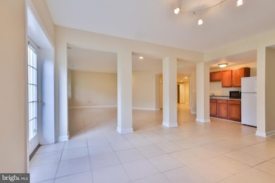 12501 Viewside Dr, North Potomac, MD 20878 - photo 5