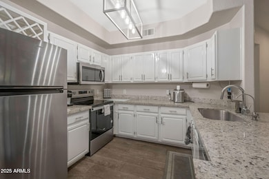 2929 W Yorkshire Dr unit 1102, Phoenix, AZ 85027 - photo 5