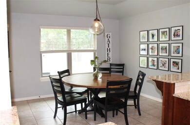 2864 W Vanike Dr, Fayetteville, AR 72704 - photo 5