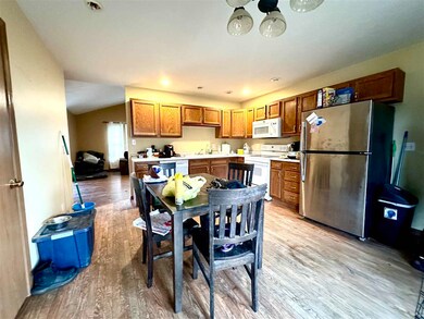 2058 Oakridge Pkwy N, Terre Haute, IN 47802 - photo 7