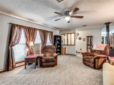 39103 Wolverine Rd, Shawnee, OK 74804 - photo 5
