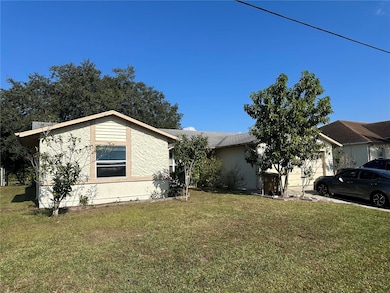 746 Maderia Ct, Kissimmee, FL 34758 - photo 2