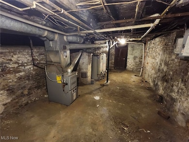 1432 E 52nd St, Cleveland, OH 44103 - photo 7