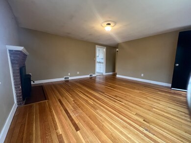 107 Dysart St, Quincy, MA 02169 - photo 4