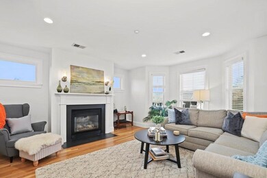 5 Iona St unit B, Roslindale, MA 02131 - photo 3
