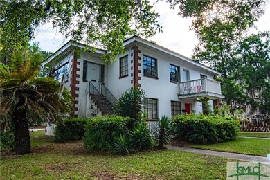 136 W 51st St, Savannah, GA 31405 - photo 4
