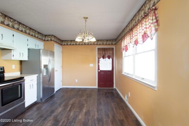 402 Dogwood Dr, Mount Washington, KY 40047 - photo 5