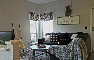 611 Apex Ln, Troy, NY 12182 - photo 5