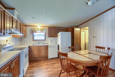 110 Clearfield Ct E, Lancaster, PA 17603 - photo 7