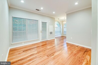 4560 Strutfield Ln unit 1111, Alexandria, VA 22311 - photo 6