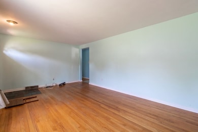 108 Schultz Rd, Berlin, CT 06037 - photo 7