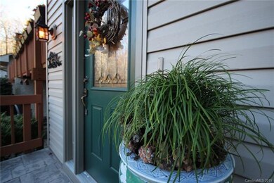 Condo main door at the main entry level..! Really 