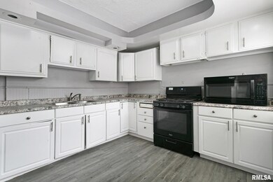 1201 Glenhurst Ct, Rock Island, IL 61201 - photo 7