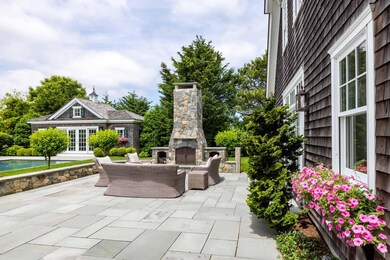 2 Field Club Drive, Edgartown new-web-26
