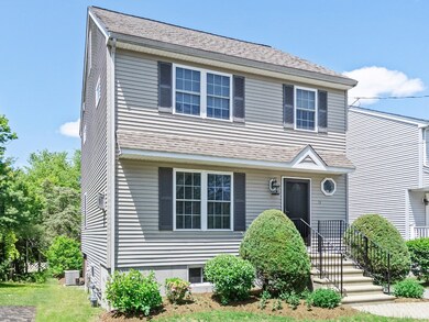 13 Grove Rd, Waltham, MA 02451 - photo 2