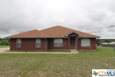 1035 Bluebonnet Dr, Copperas Cove, TX 76522 - photo 2